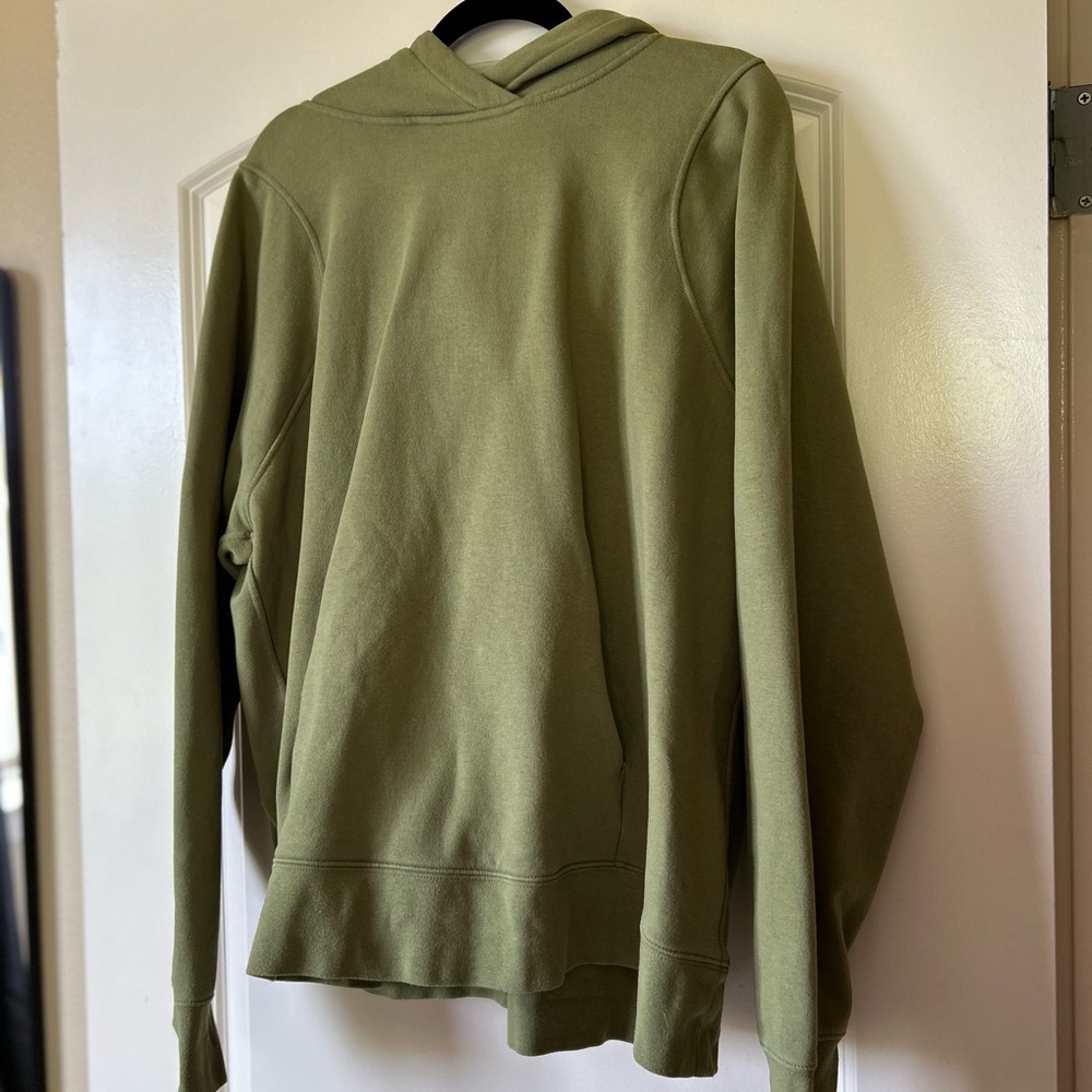 NWOT Lululemon Pullover Hoodie